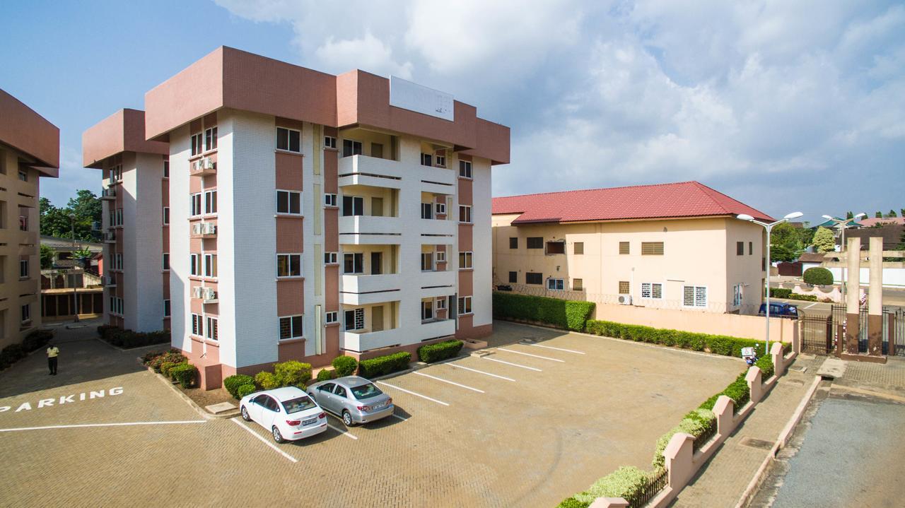 Regimanuel Apartments - Kwabenya Accra Exterior photo